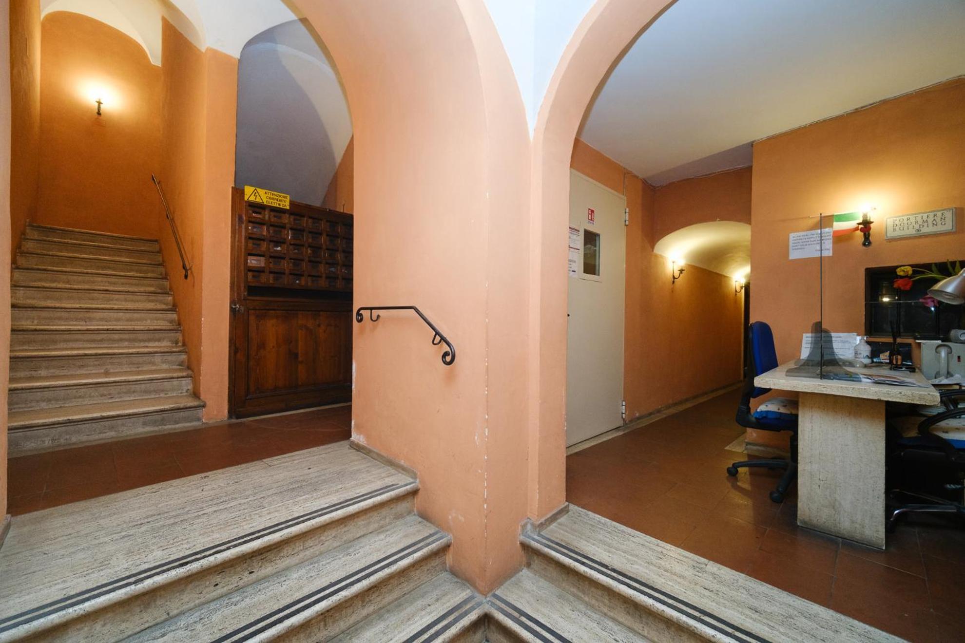 Pantheon'S Arch By Buddyrent Rome Buitenkant foto